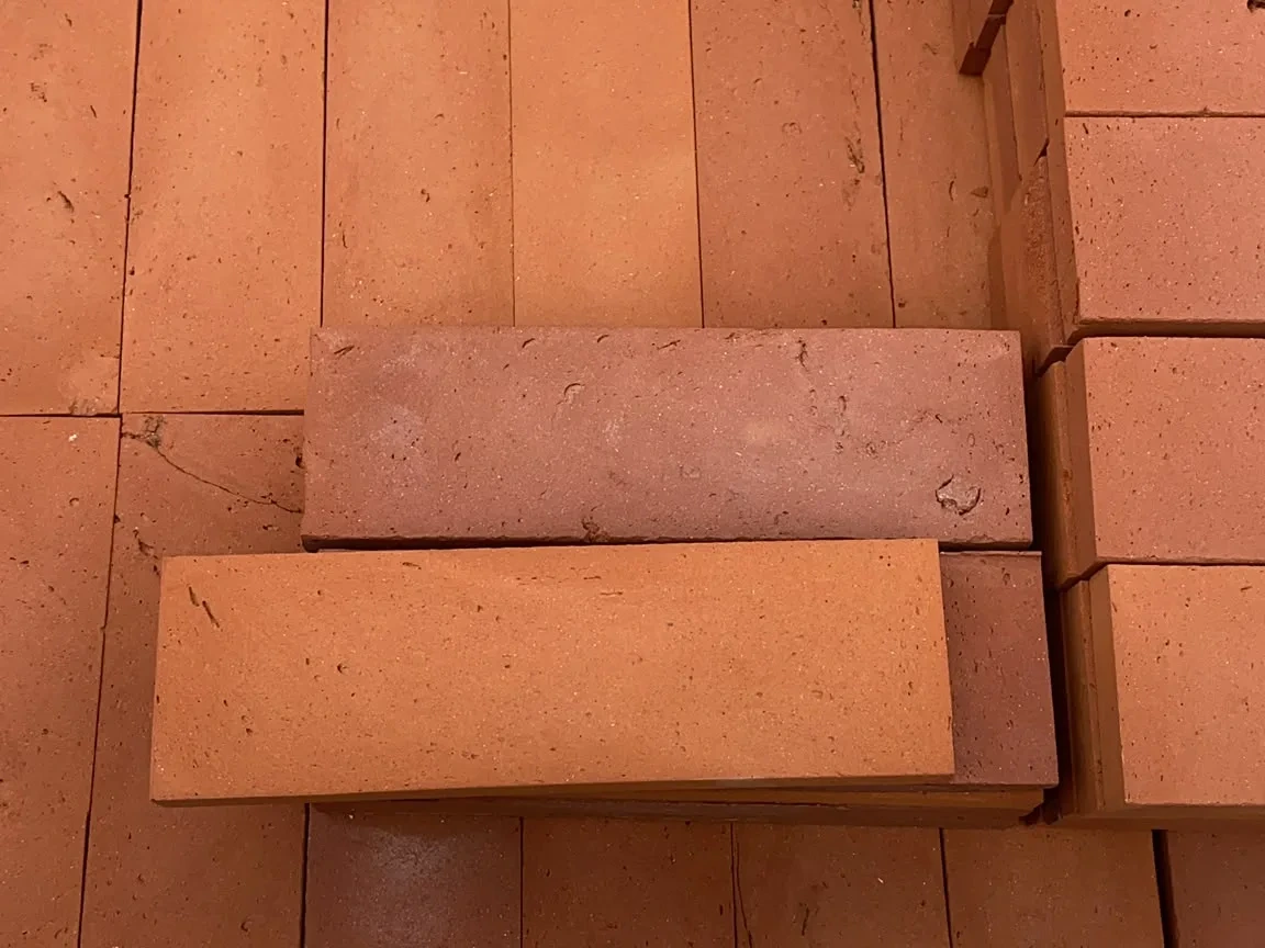 Düz Yüzeyli Doğal Tuğla Kaplama 6.5x21.5x1.8 — Ek Görsel 2