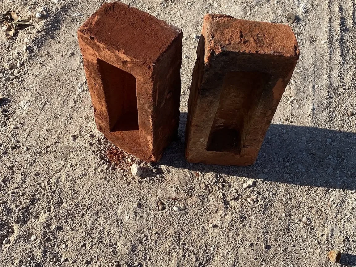 Kırmızı Oyuklu Dekoratif Tuğla 6.5x10.5x21.5 — Ek Görsel 1